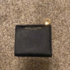 Marc Jacobs mini wallet